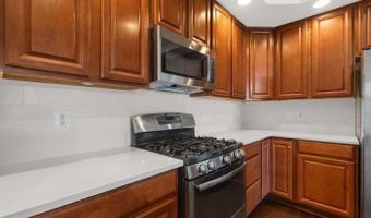 21552 ROMANS Dr, Ashburn, VA 20147