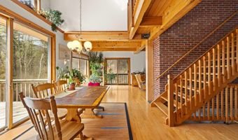 40 Indian Ladder Dr, Altamont, NY 12009