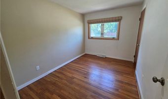 1 Hopkins Ct, Coventry, RI 02816