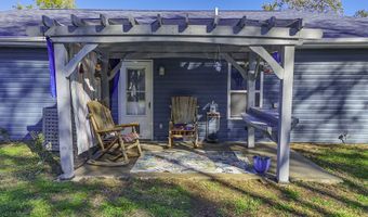 440 W Walnut St, Auxvasse, MO 65231
