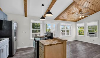 9002 Alabama St, Bay St. Louis, MS 39520
