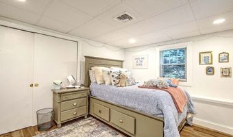 36 Fairway Rd, Narragansett, RI 02882