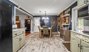 1907 PLANTATION Dr, Alexandria, LA 71303