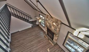 59 Penn Forest Trl, Albrightsville, PA 18210