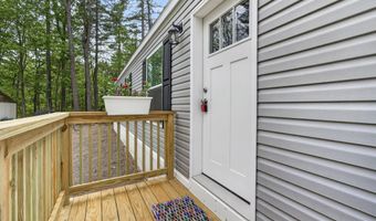 6 Neil Dr, Allenstown, NH 03275