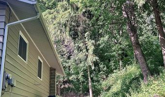 7 Wendell Pl, Barre, VT 05641