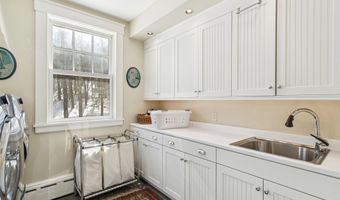 5893 Stage Rd, Barnard, VT 05031