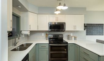 806 SE Kensington Rd, Ankeny, IA 50021