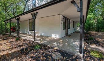 8 HILLTOP Ct, Appleton, WI 54914