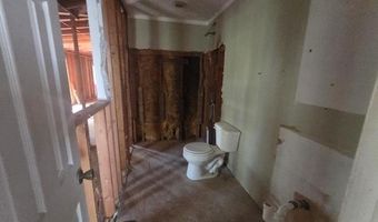 1201 LAKESHORE Dr, Anniston, AL 36207
