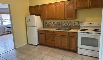 26 King James Ln, Atlantic Highlands, NJ 07716