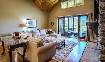 214 Pasture Ln, Banner Elk, NC 28604