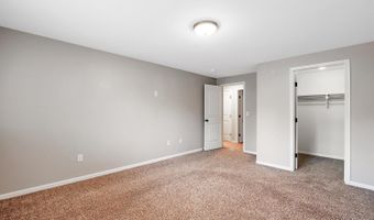 2132 N Stonegate Cir, Andover, KS 67002