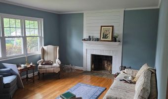 7719 HERITAGE Dr, Annandale, VA 22003