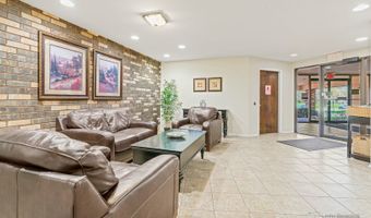3350 N Carriageway Dr 217, Arlington Heights, IL 60004