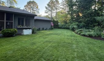281 Clyde Rd, Bangor, ME 04401