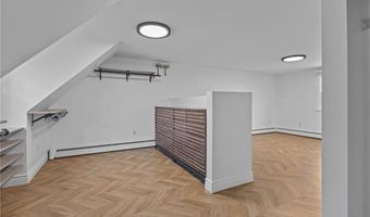 477 Hope Furnace Rd, Coventry, RI 02831