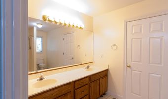 915 Woods Run Rd, Bardstown, KY 40004