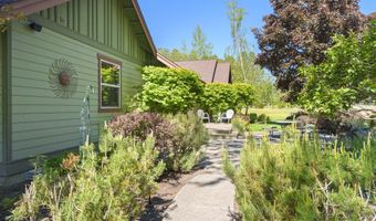 63330 South Rd, Bend, OR 97703