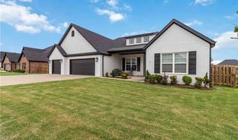 961 Osage View Dr, Bentonville, AR 72713