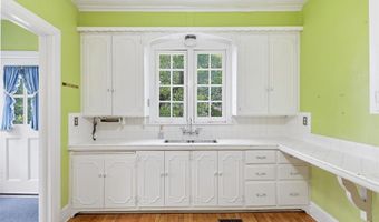 422 S Highland St, Ada, OK 74820
