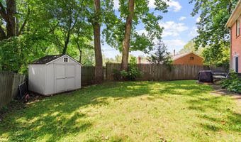 5801 DEVONSHIRE Dr, Bethesda, MD 20816