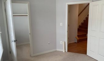 2855 11TH St N, Arlington, VA 22201