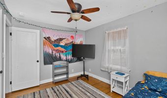 14 Fletcher Rd, Albany, NY 12203