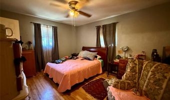 2005 N Canary Ln, Altus, OK 73521