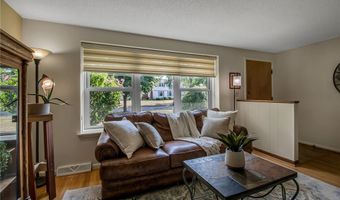 219 Cindy Dr, Amherst, NY 14221