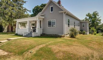 30 W College St, Aurora, MO 65605