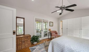 160 Crestview Cir, Athens, GA 30606