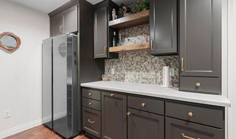 2066 W HERON Ln, Appleton, WI 54913