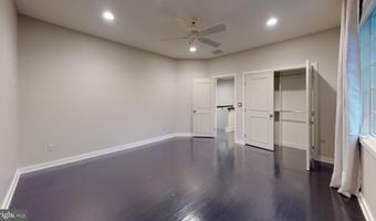 9629 EAGLE RIDGE Dr, Bethesda, MD 20817