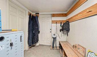 2083 MARBLE VALLEY-BASIN Rd, Addy, WA 99101