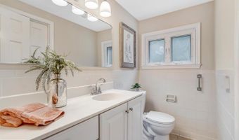 4808 BRADFORD Dr, Annandale, VA 22003