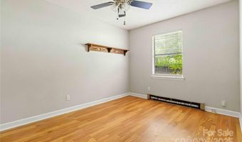 8428 Clear Meadow Ln, Charlotte, NC 28227