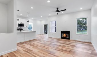 457 Rosedale Ter, Ballwin, MO 63021