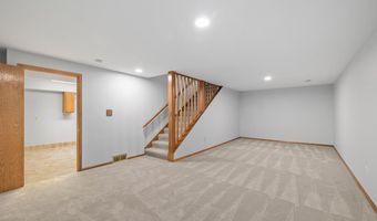 207 CARLSON St, Cheyenne, WY 82009