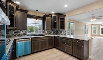 411 W 7th St, Anaconda, MT 59711