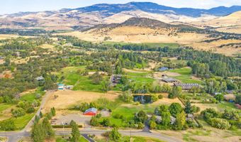 855 Reiten Dr, Ashland, OR 97520