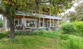 286 Carter St, Barnet, VT 05821