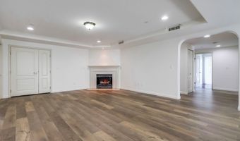 700 S Ardmore Ave 204, Los Angeles, CA 90005