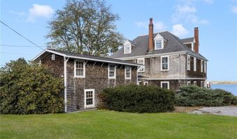 39 Walcott Ave, Jamestown, RI 02835