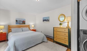352 Colchester Ave 1, Burlington, VT 05401