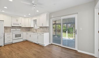 1682 Yellowglen Dr, Anderson Twp., OH 45255