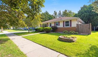 1312 N VIOLA St, Appleton, WI 54911