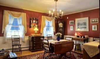 457 POPPASQUASH Rd, Bristol, RI 02809