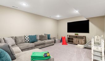 2016 Fairway Dr, Auburn, IN 46706