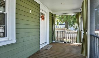 194 Gould Ave, Warwick, RI 02888